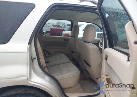 2011 Ford Escape Xlt from USA, damaged, VIN 1FMCU0D78BKB09527